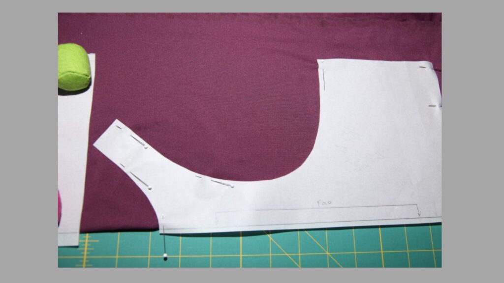 how to cut fabric straight